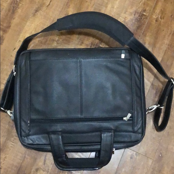 Dell - Picture 4 of 8